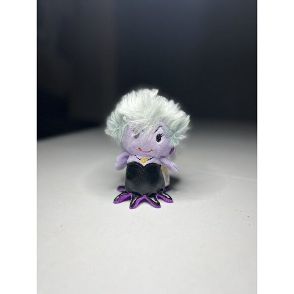 Disney Villain Collection Itty Bitty Ursula The Little Mermaid￼ - Picture 1 of 7